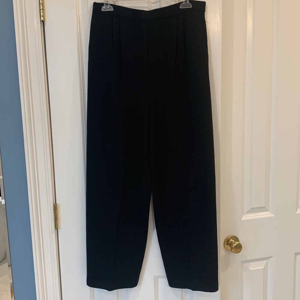 St. John Basics pleated knit pants